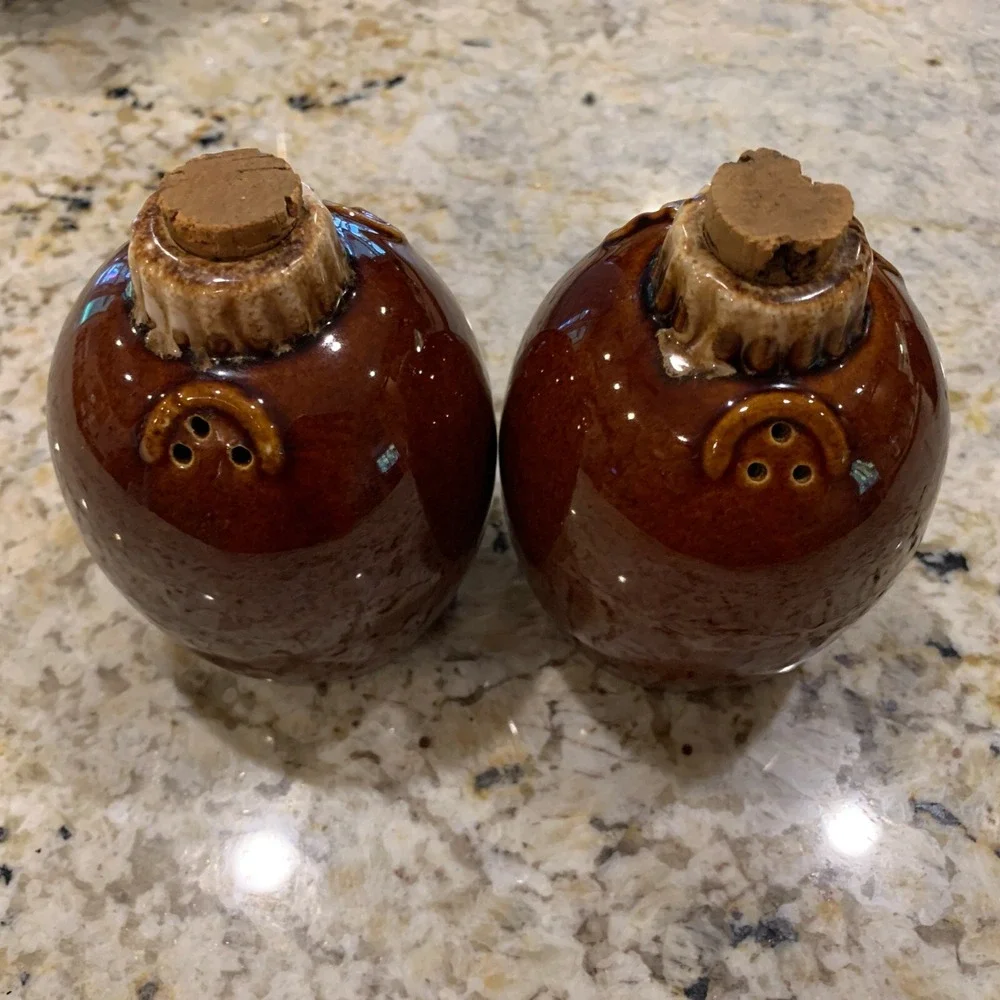 Vintage Salt & Pepper Shakers - Hull‎ Pottery - Brown Drip Glaze -Ovenproof-USA